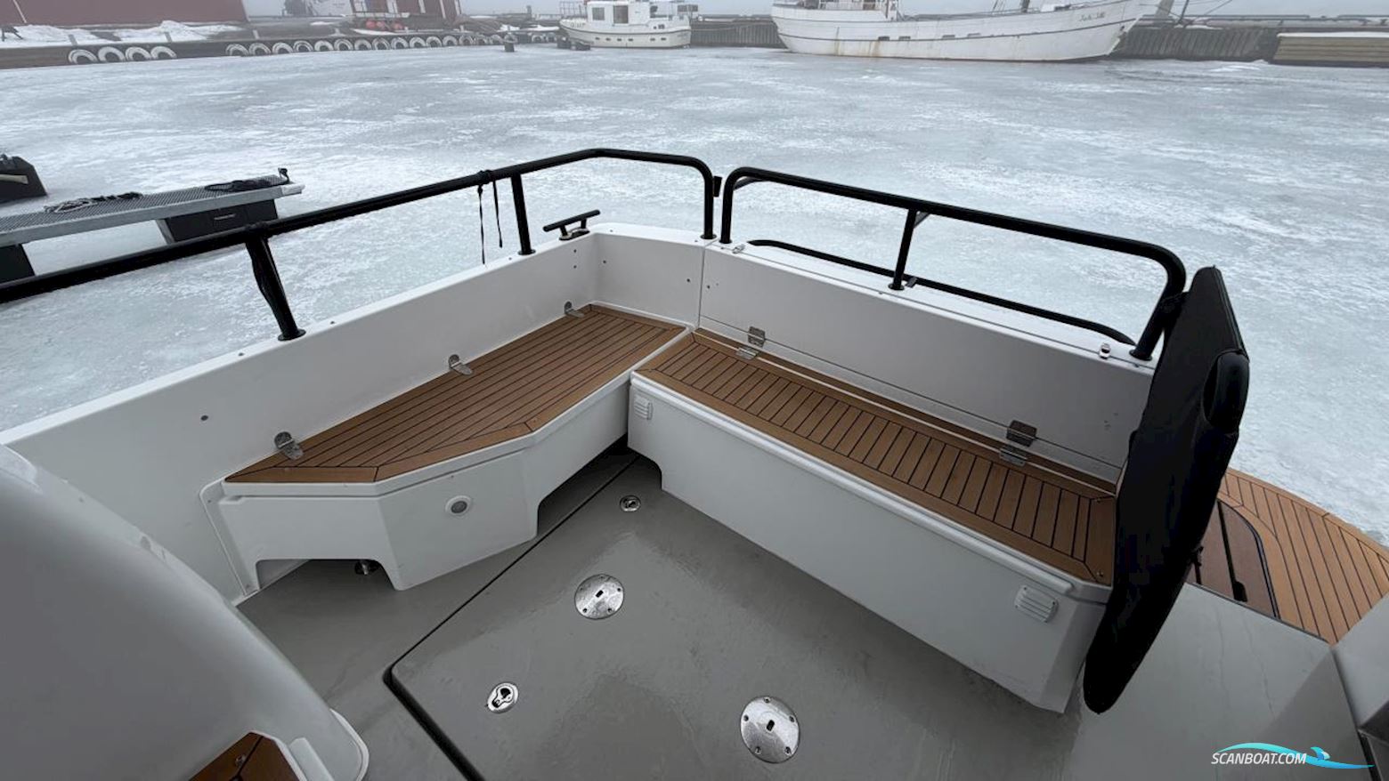 Sargo 36 Explorer