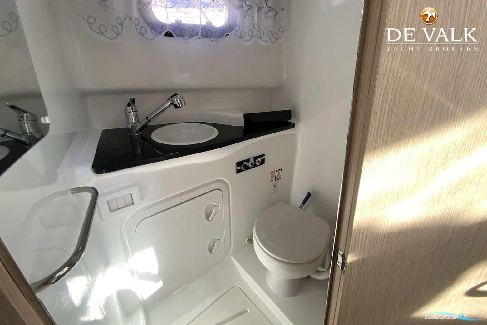 Saver 750 Cabin