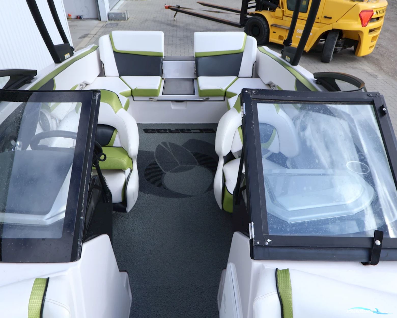 Scarab 215 HO Jet