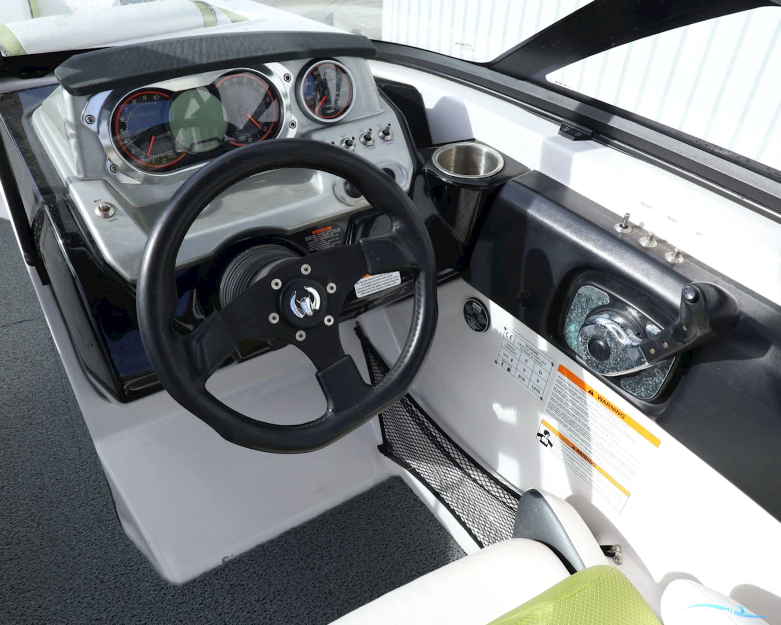 Scarab 215 HO Jet