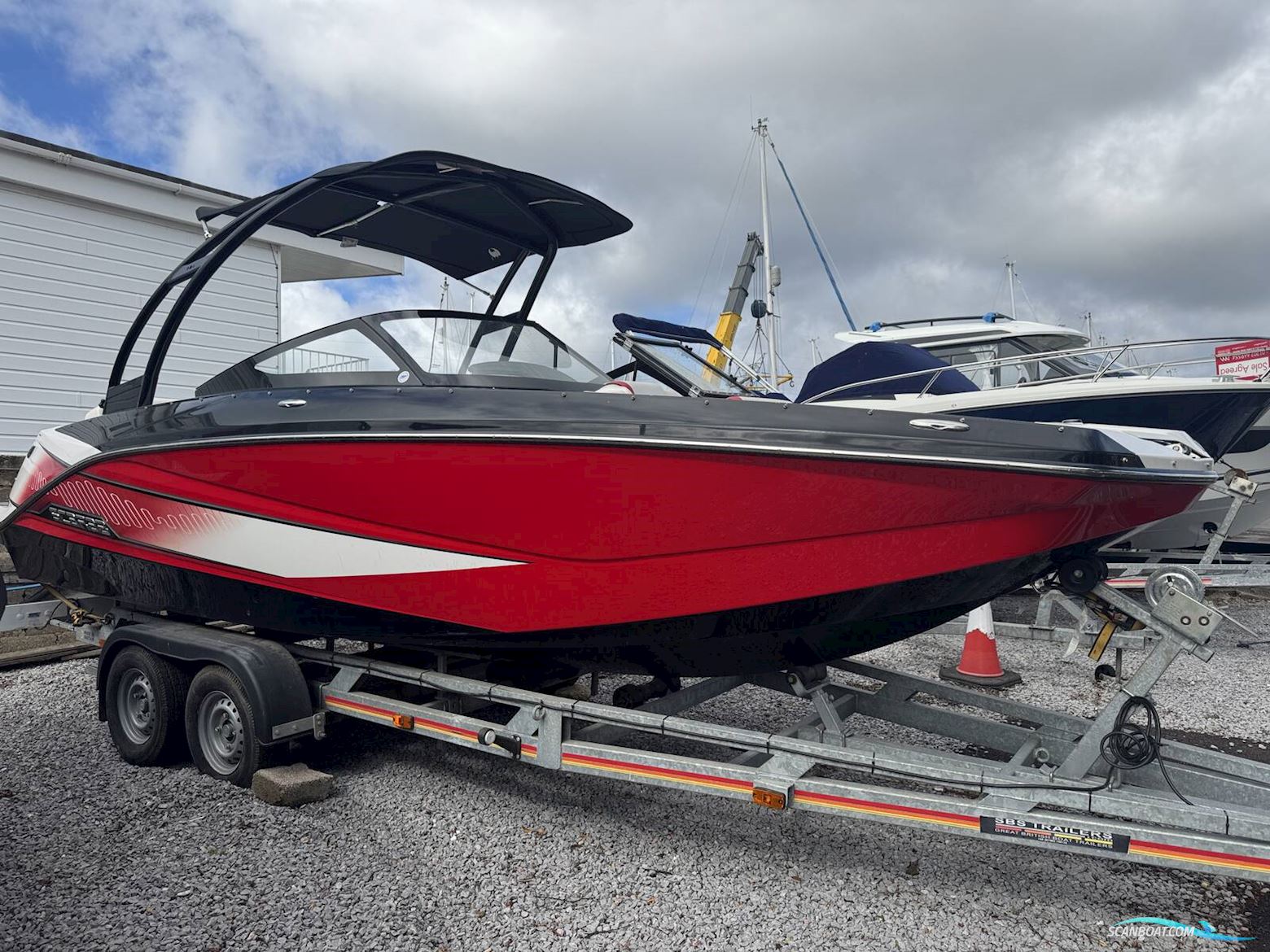 Scarab 215 Motorboten 2015, met Rotax motor, United Kingdom