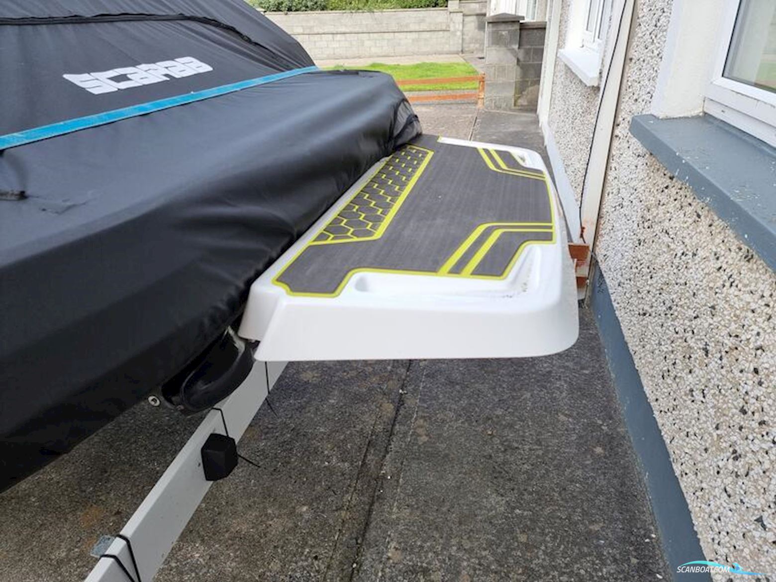 SCARAB 255 ID Wake Edition