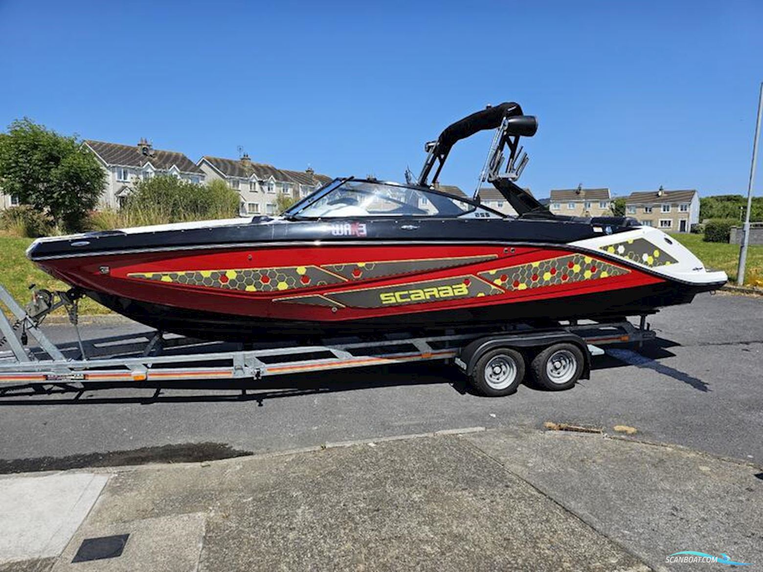 SCARAB 255 ID Wake Edition