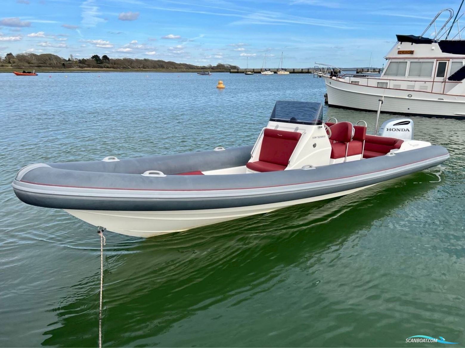 Scorpion Serket 8.1 Motorboten 2012, met Honda motor, United Kingdom