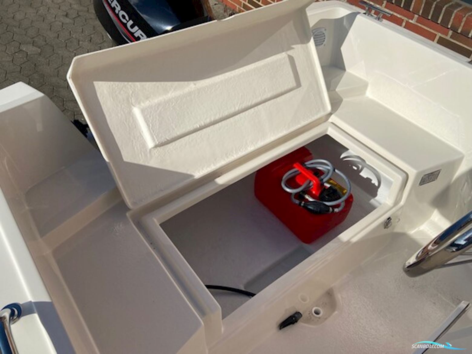 Sea Explorer 470 Premium m/Mercury F20 hk EL 4-takt EFI - KAMPAGNE !