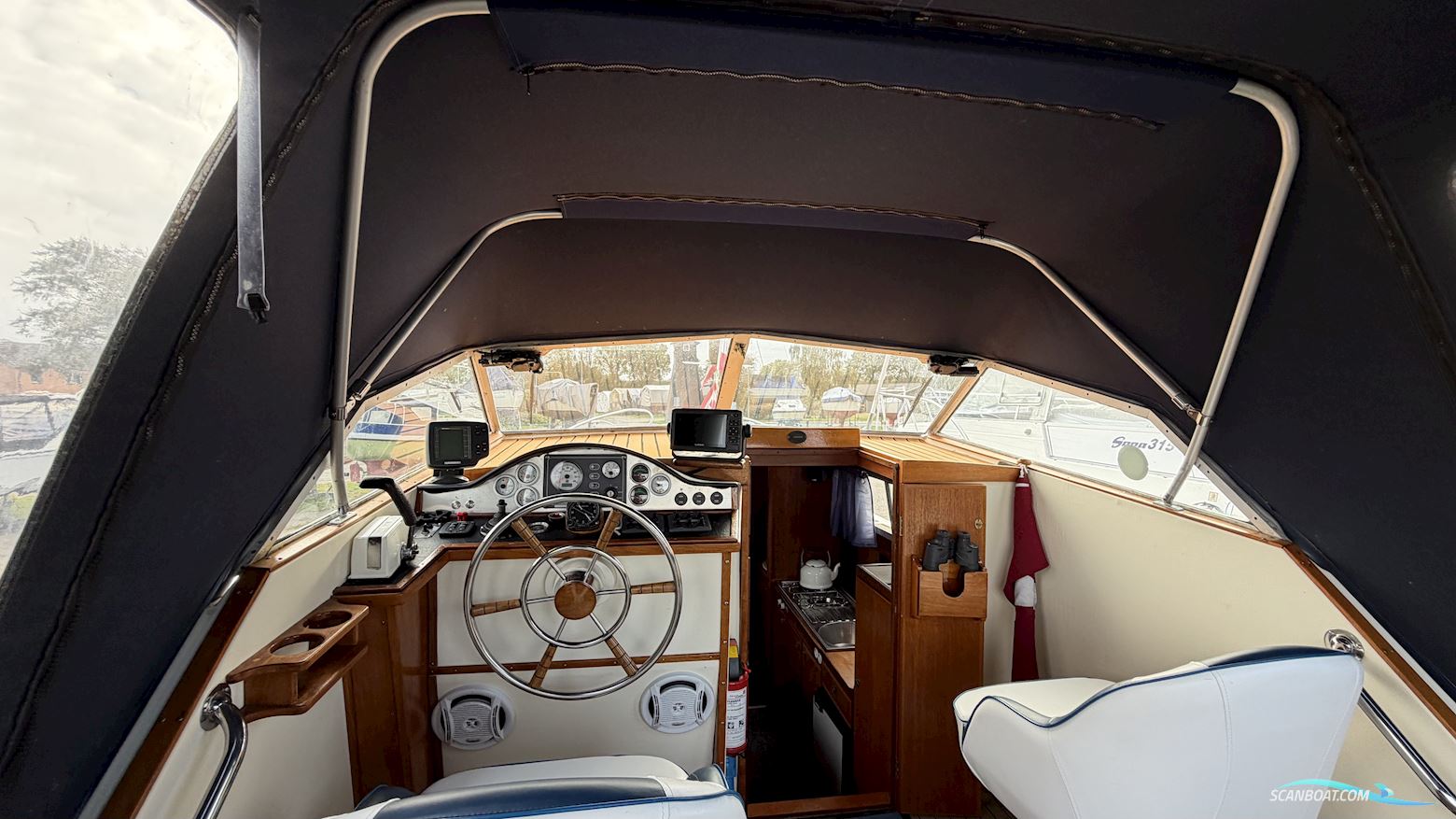 SEA MASTER 813