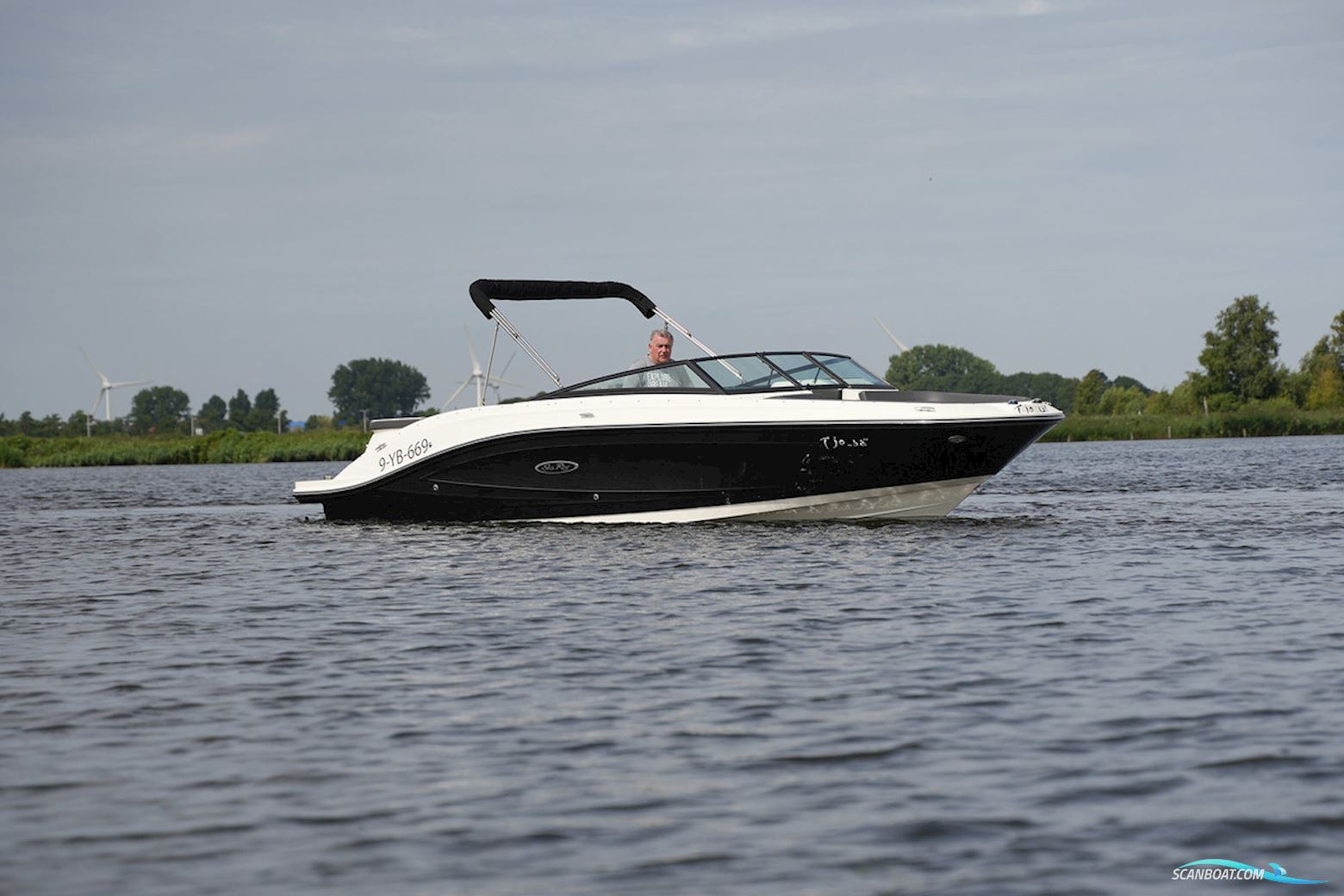 Sea Ray  SPX 230