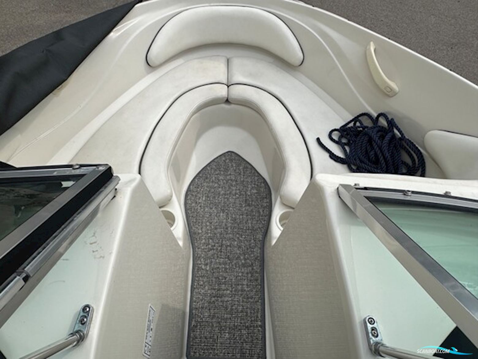 Sea Ray 175 Sport Med Mercruiser 3.0 Tks 196 Timer og Trailer – 2009