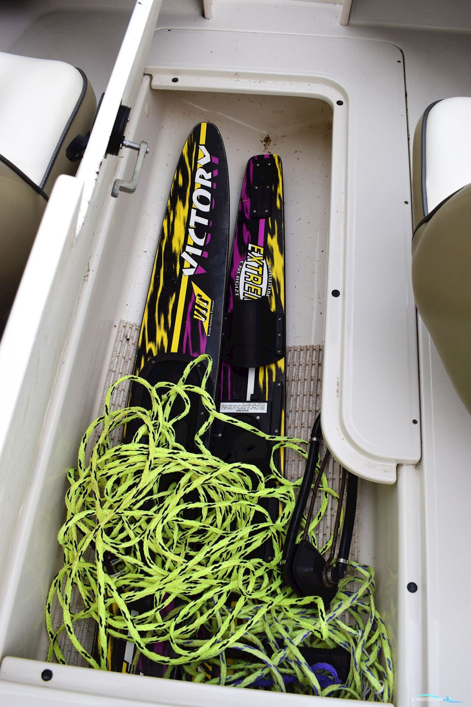 Sea Ray 180 Sport – Mercruiser 3,0 Tks – FÅ Timer –