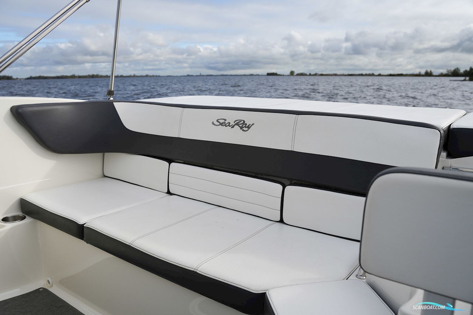 Sea Ray 19 SPX
