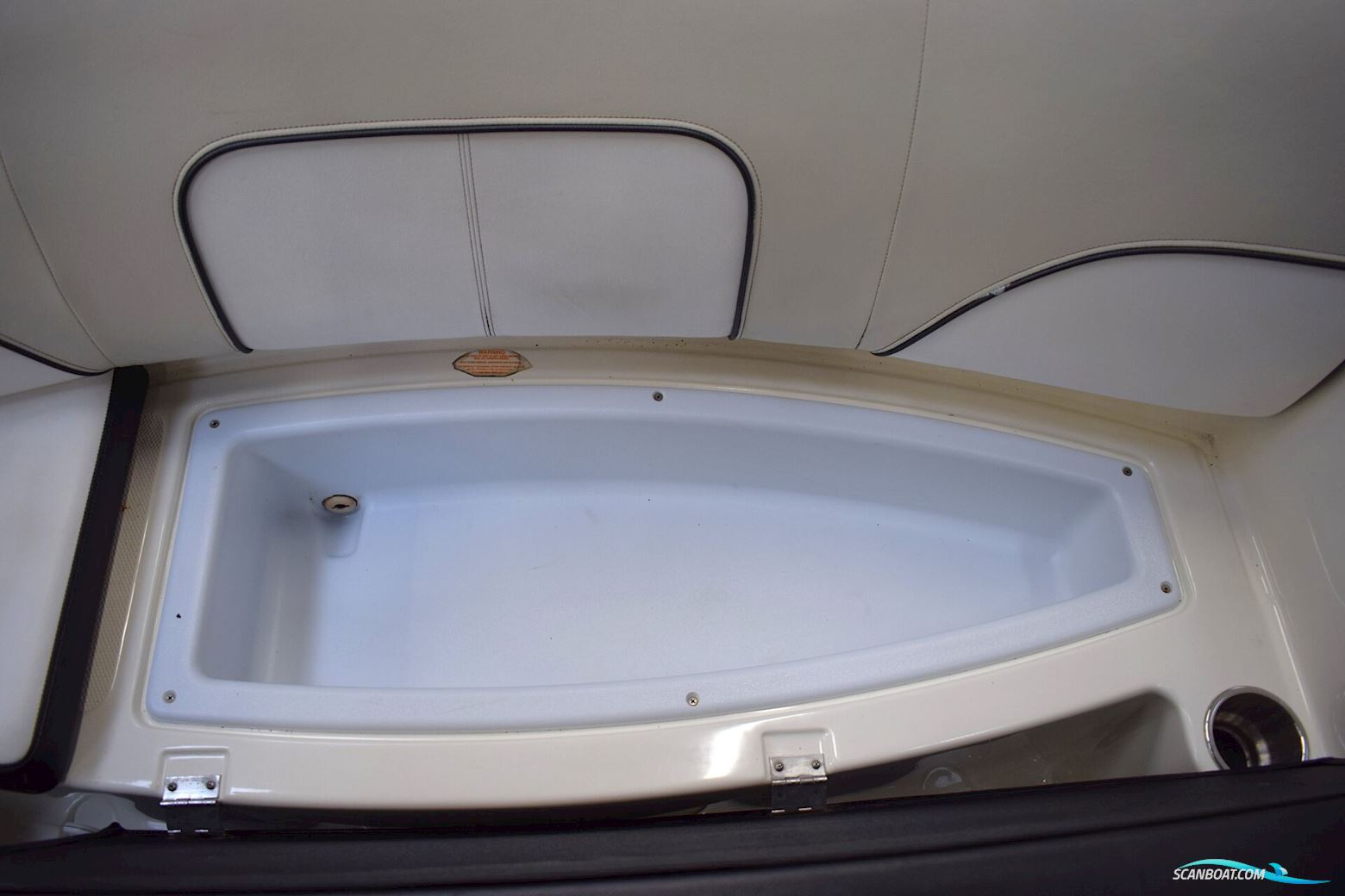 Sea Ray 190 Sport – Med 3,0 Tks og Masser af Udstyr – 2014 Model