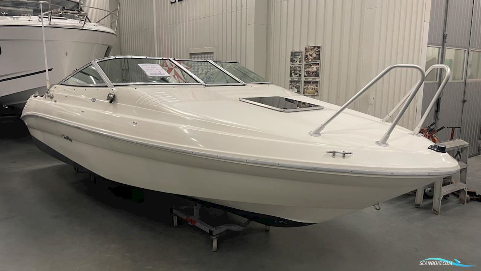 Sea Ray 200 Cuddy Cabin Motorboten 1995, met Mercruiser motor, Sweden