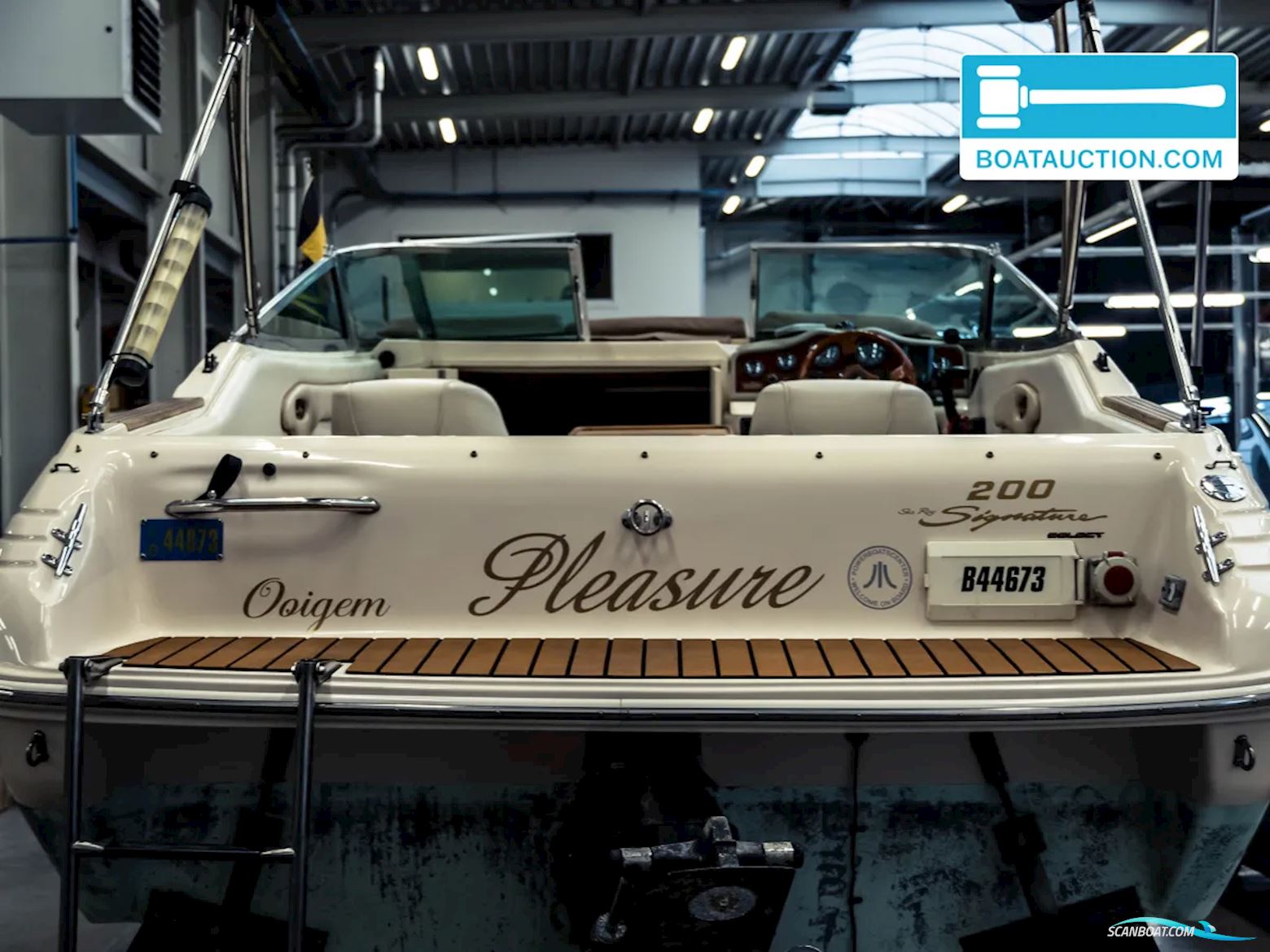 Sea Ray 200 Signature