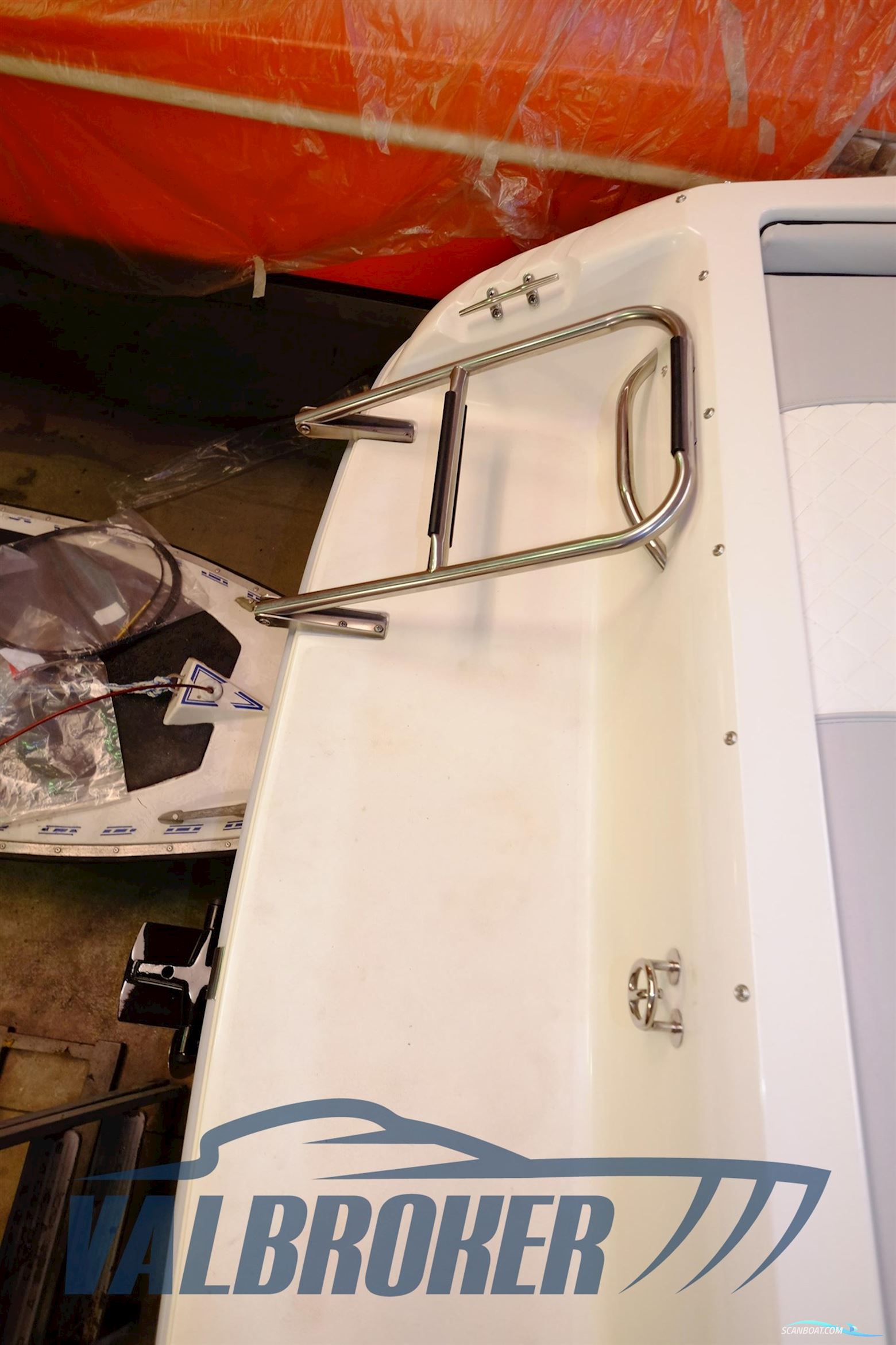 Sea Ray 200 SR