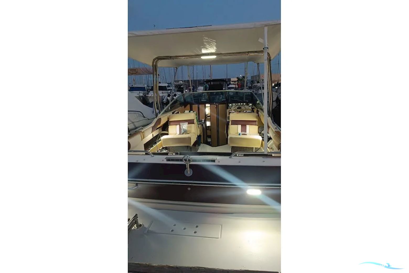 Sea Ray 210