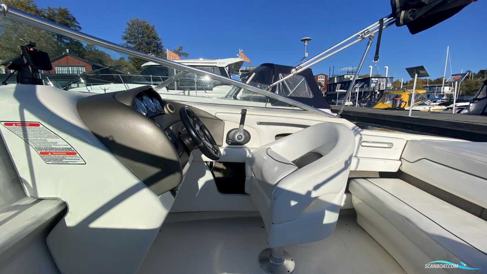 Sea Ray 220 SUN SPORT