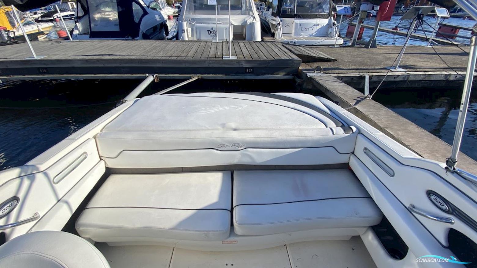 Sea Ray 220 SUN SPORT