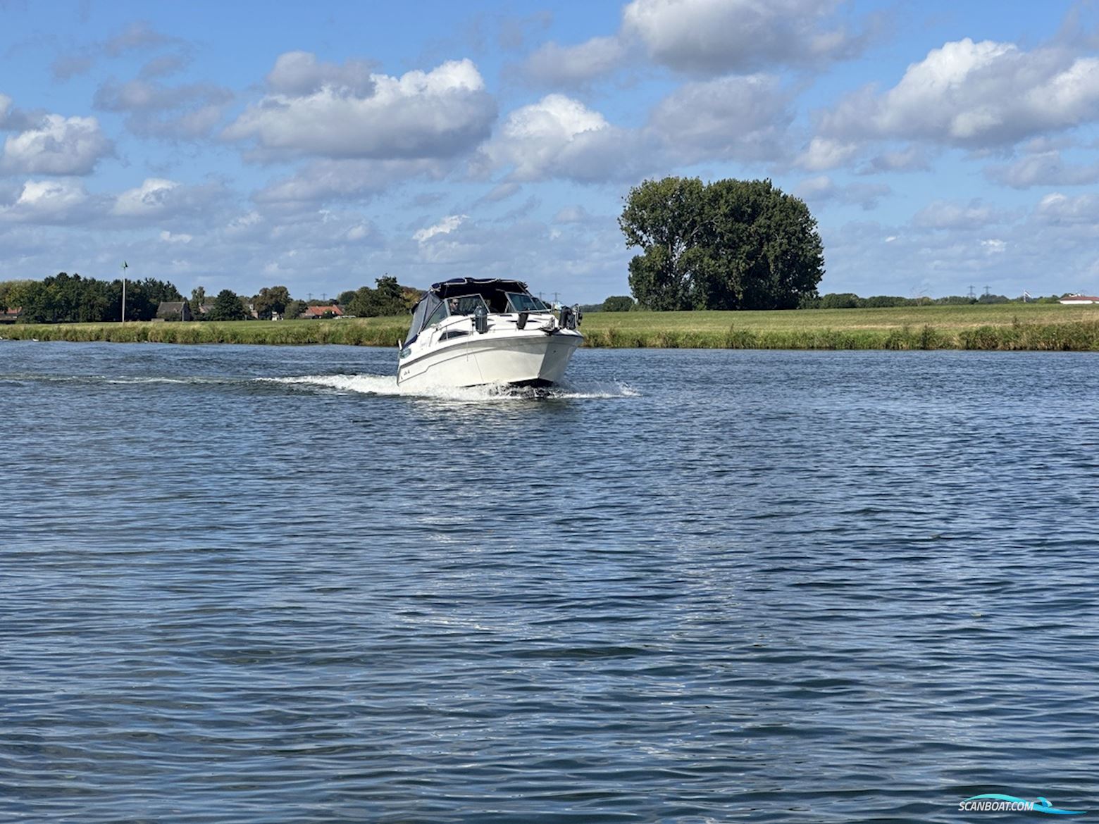 Sea Ray 220DA