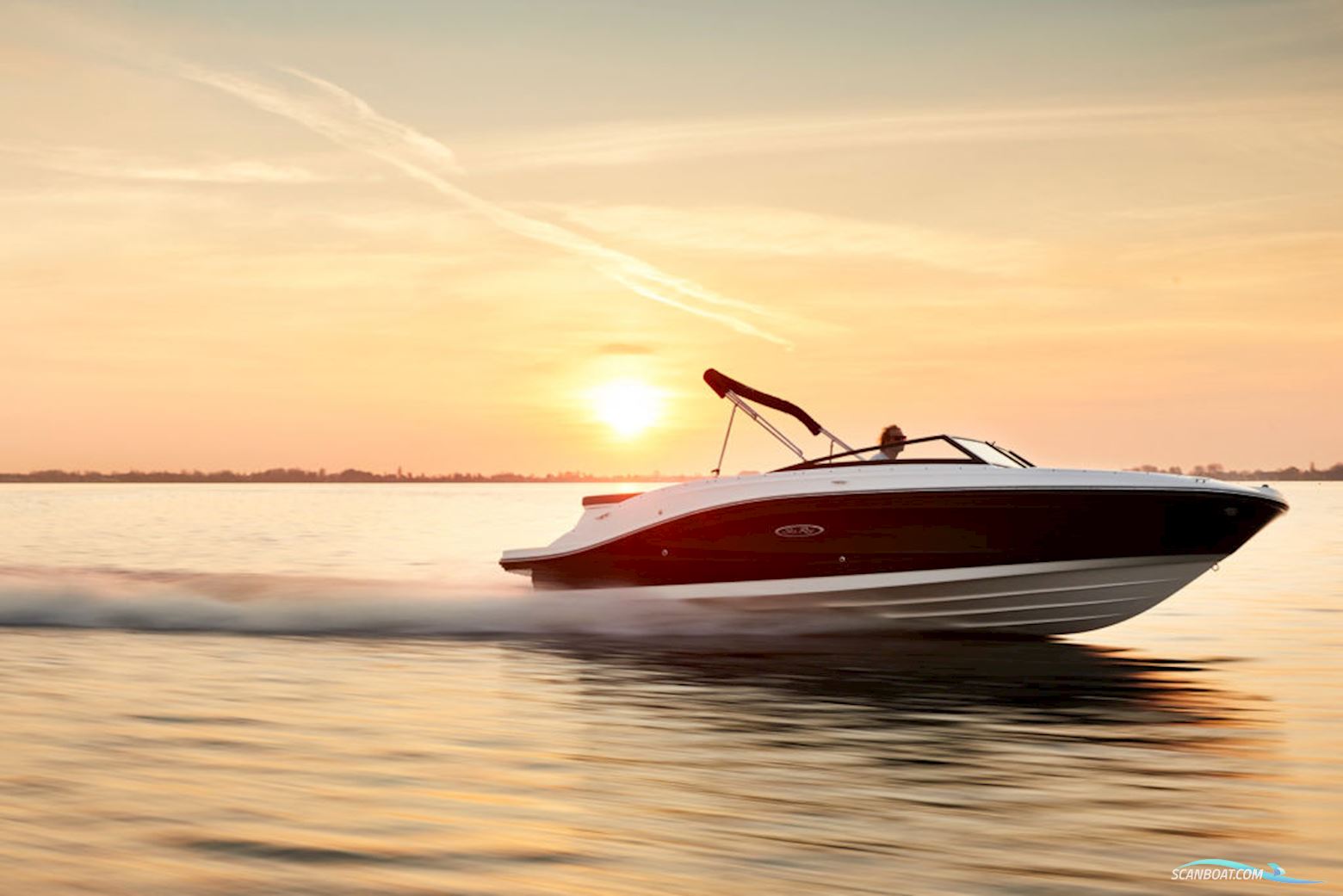Sea Ray 230 SPX Inboard