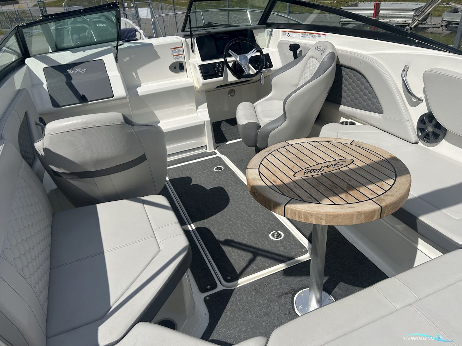 Sea Ray 230 Sun Sport OB