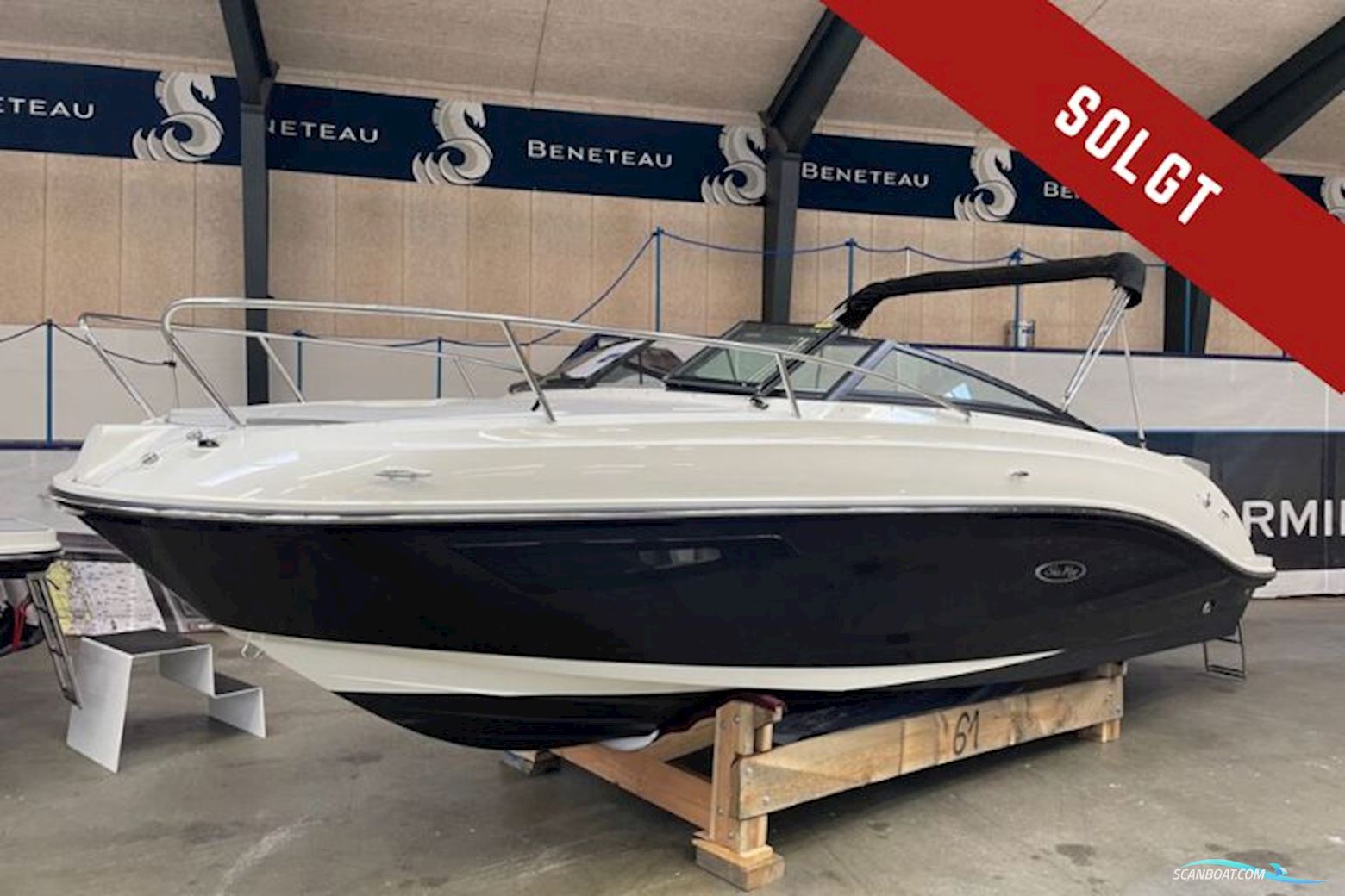 Sea Ray 230 Sun Sport OB – Solgt Motorboten 2025, met Mercury motor, Denemarken
