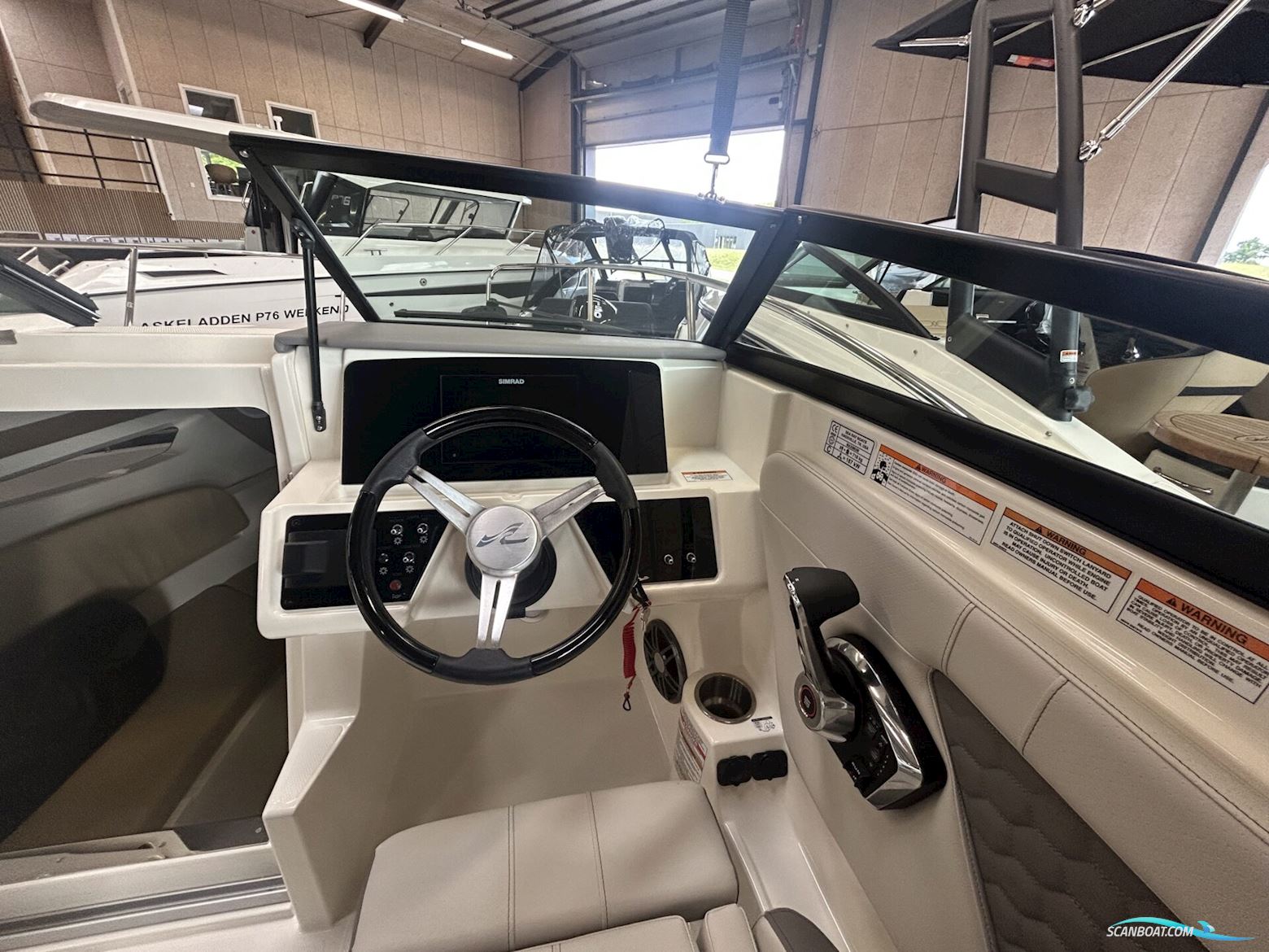 Sea Ray 230 Sun Sport OB – Solgt