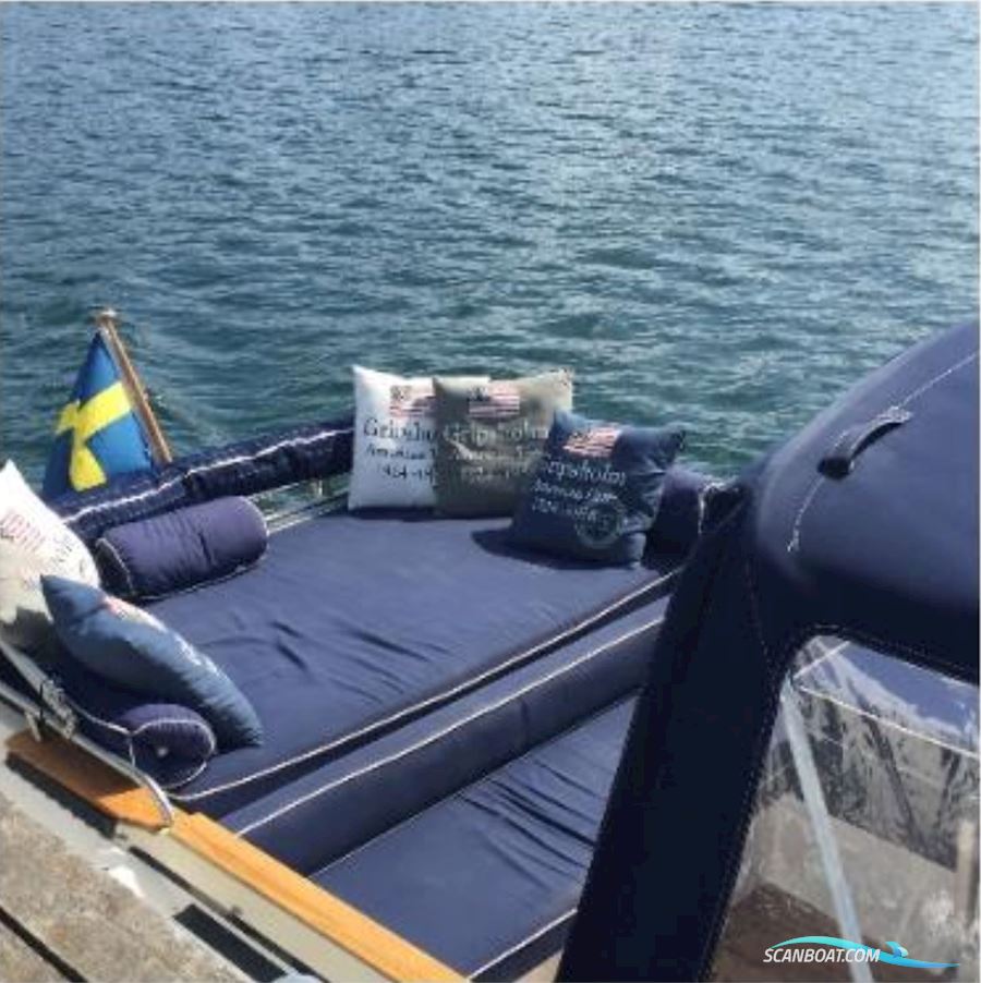 Sea Ray 240 CC