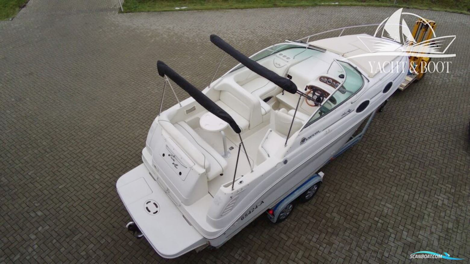 Sea Ray 240 DA Sundancer