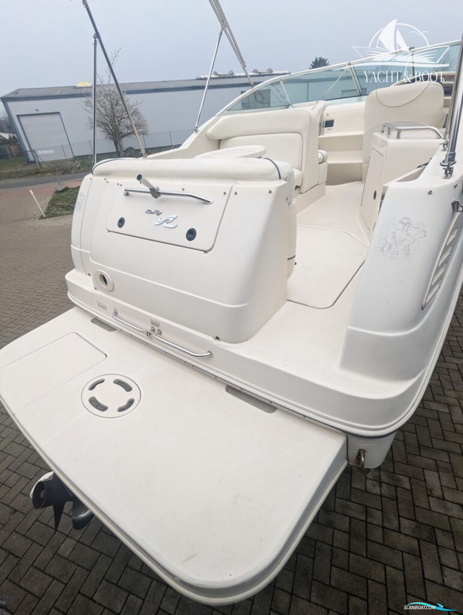 Sea Ray 240 DA Sundancer