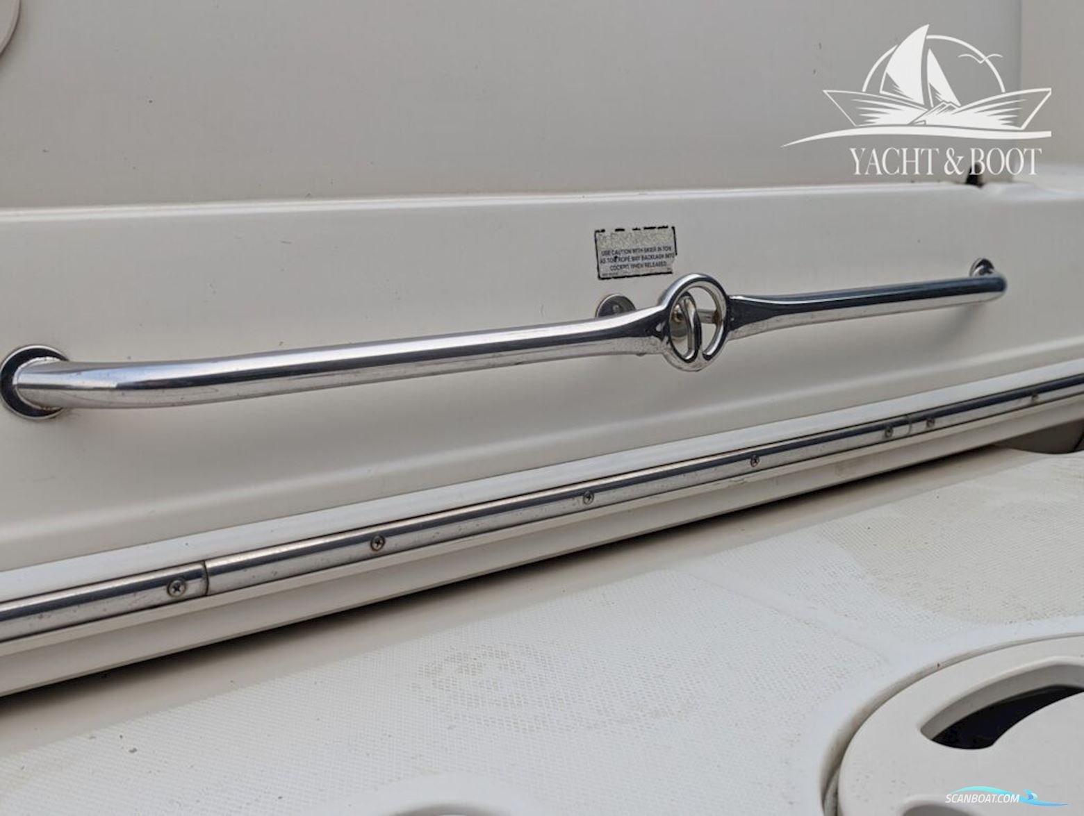 Sea Ray 240 DA Sundancer