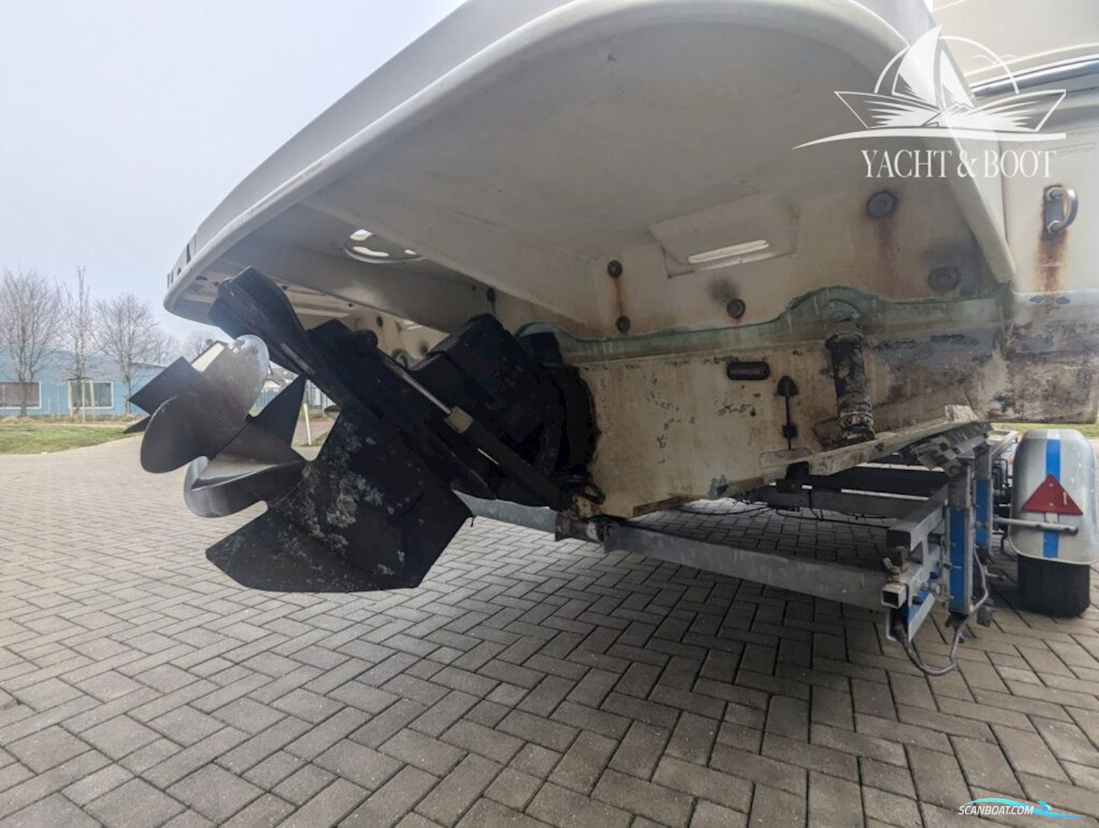 Sea Ray 240 DA Sundancer