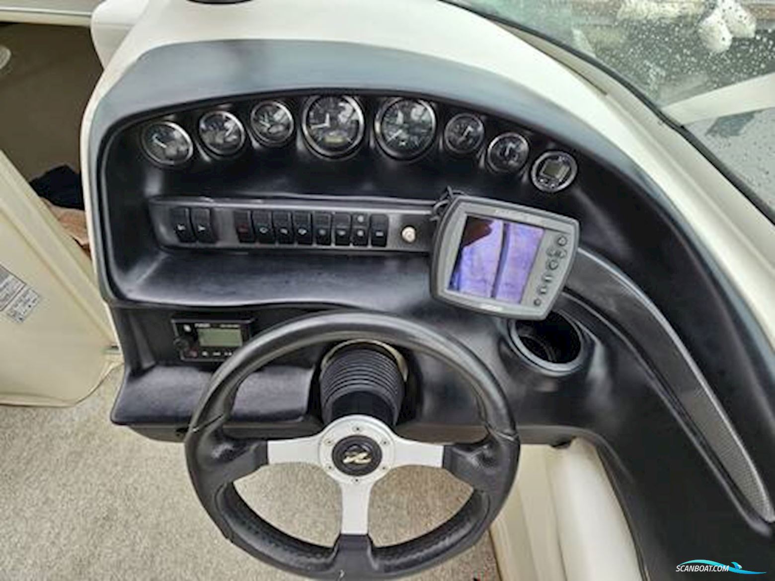 Sea Ray 240 Overnighter