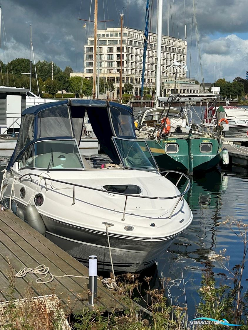 Sea Ray 240 Sundancer mit 3,5 t Ohlmeyer Trailer