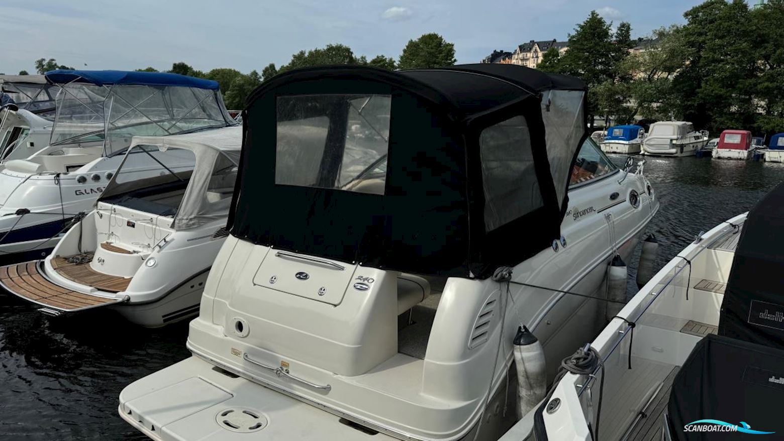 Sea Ray 240 SUNDANCER