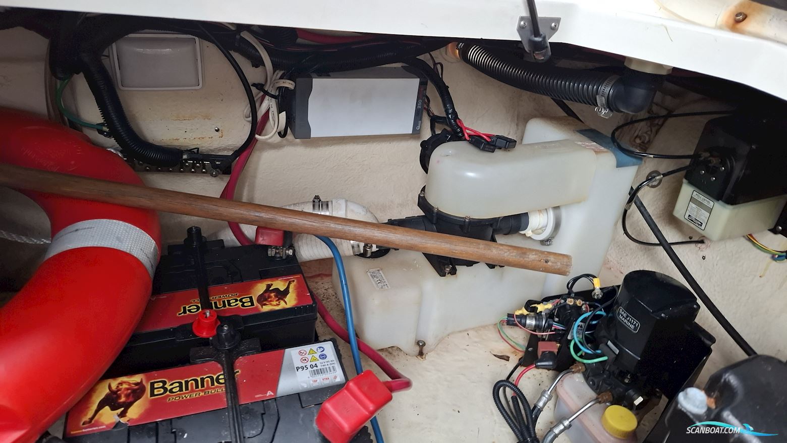 Sea Ray 240 Sundancer