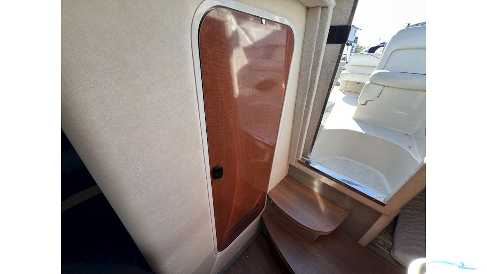 Sea Ray 240 SUNDANCER