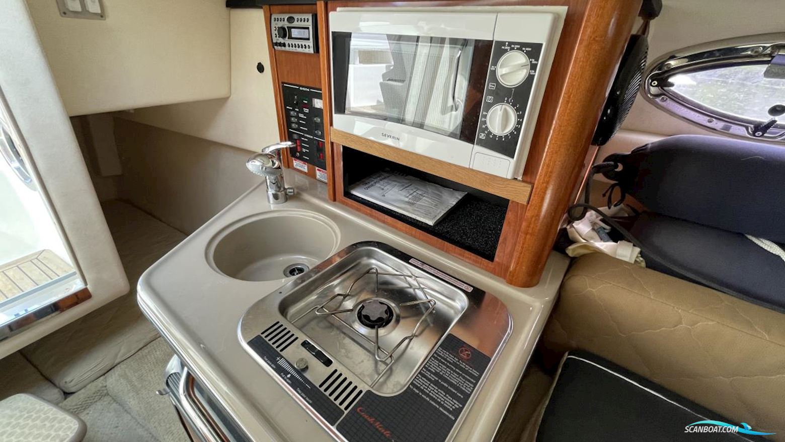 Sea Ray 240 SUNDANCER