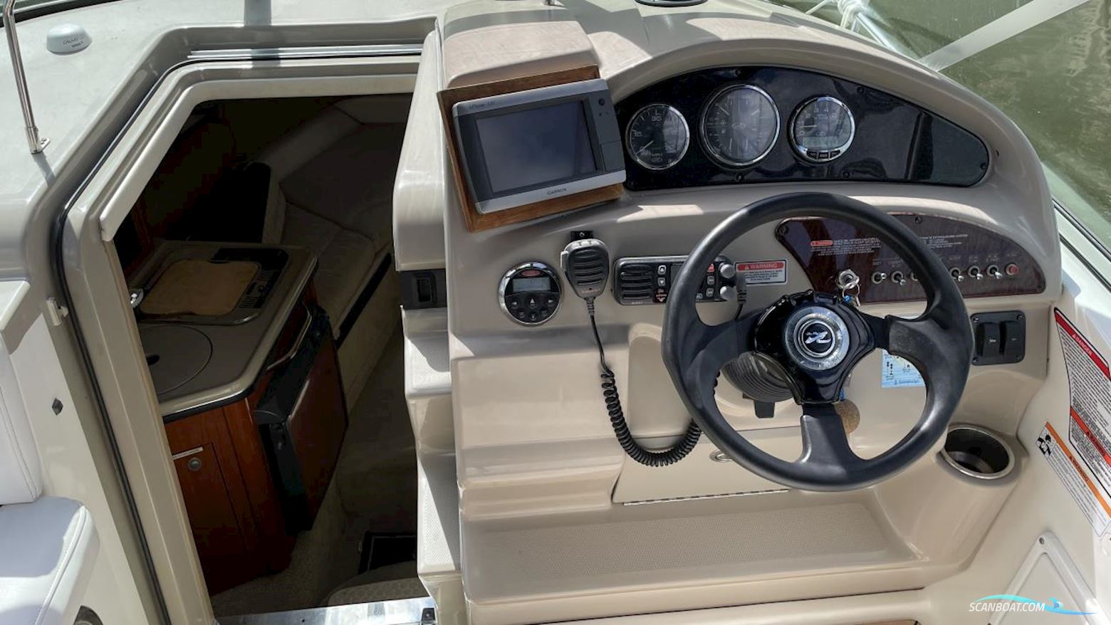 Sea Ray 240 SUNDANCER