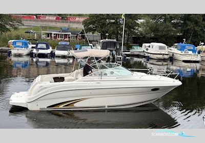 Sea Ray 245 WEEKENDER Motorboten 2001, met Mercruiser motor, Sweden