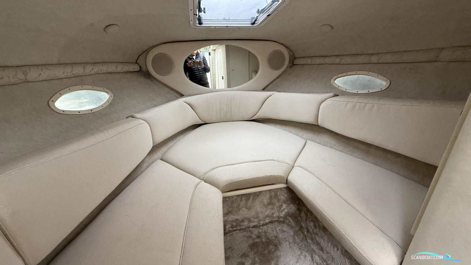 Sea Ray 245 WEEKENDER