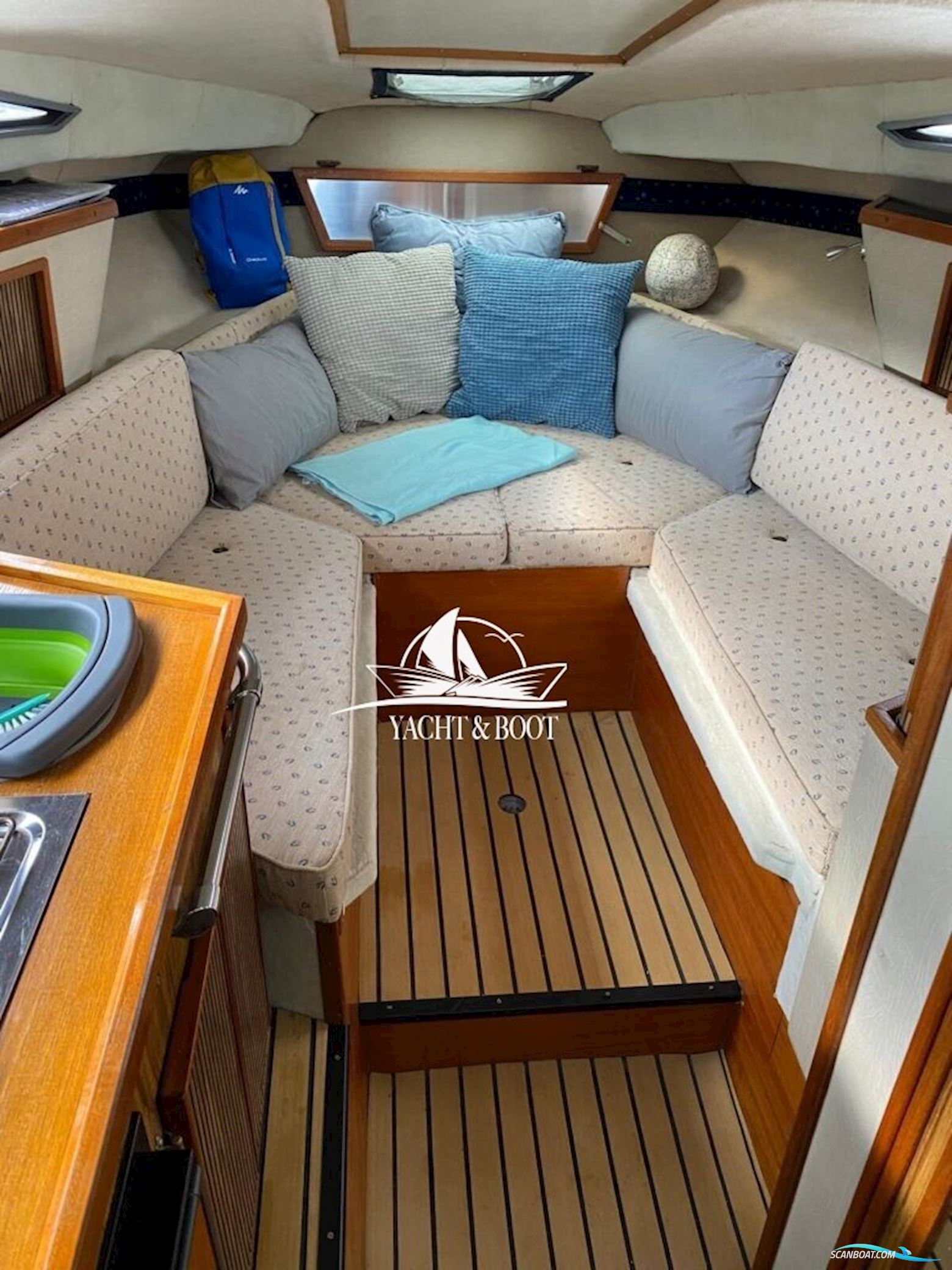 Sea Ray 250 DA