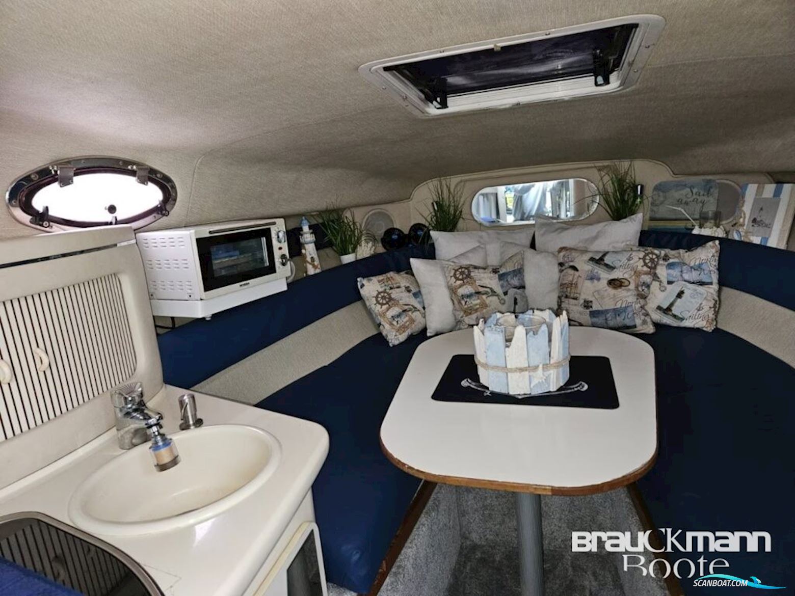 Sea Ray 250 DA