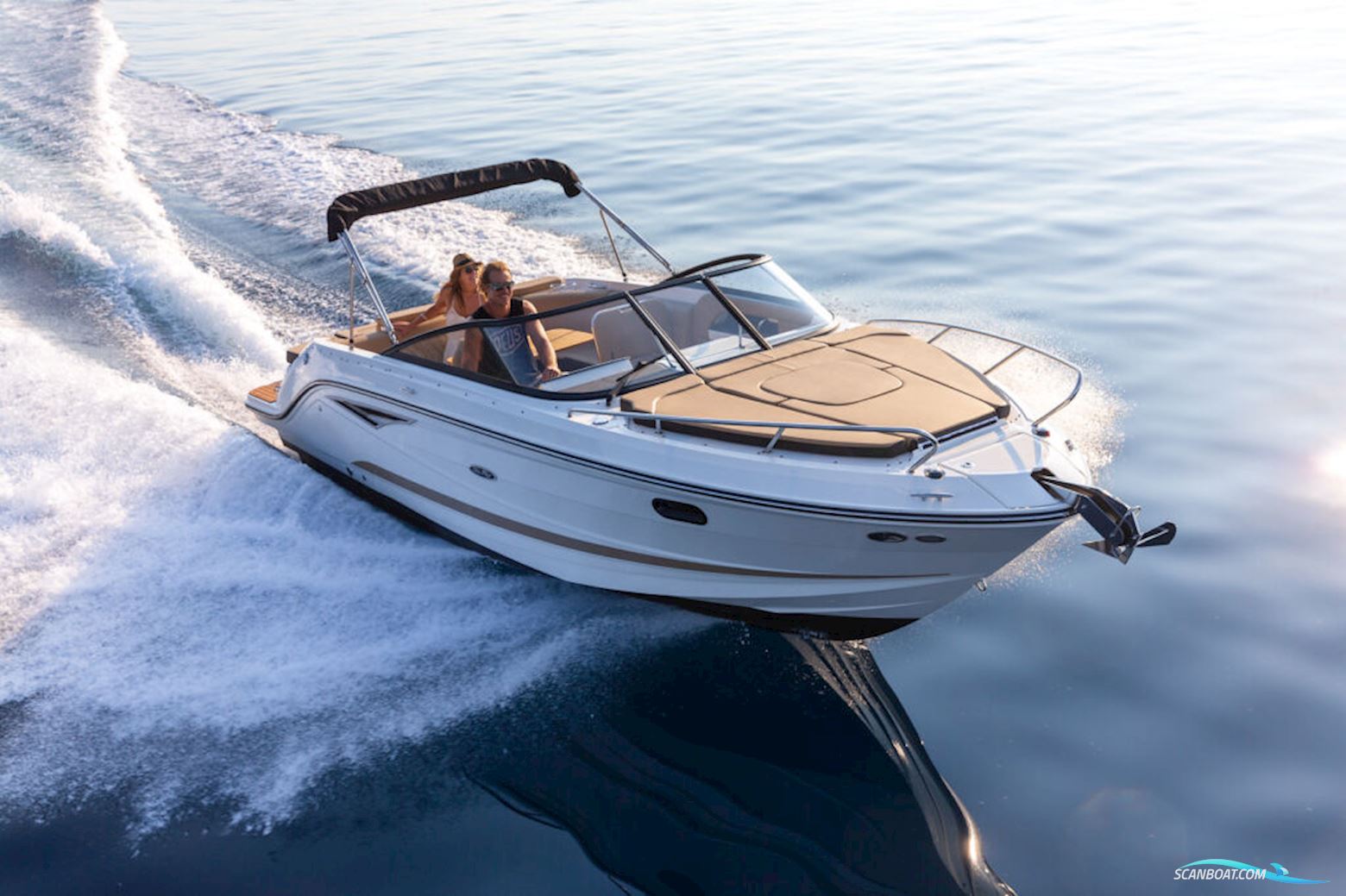 Sea Ray 250 Sun Sport Motorboten 2024, met Mercruiser motor, Denemarken