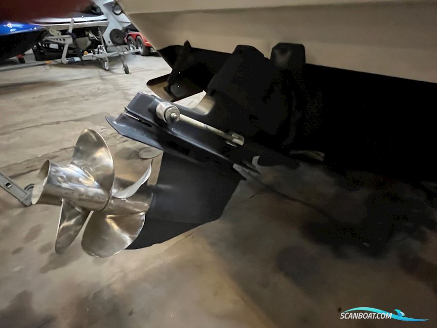 Sea Ray 250 Sundancer