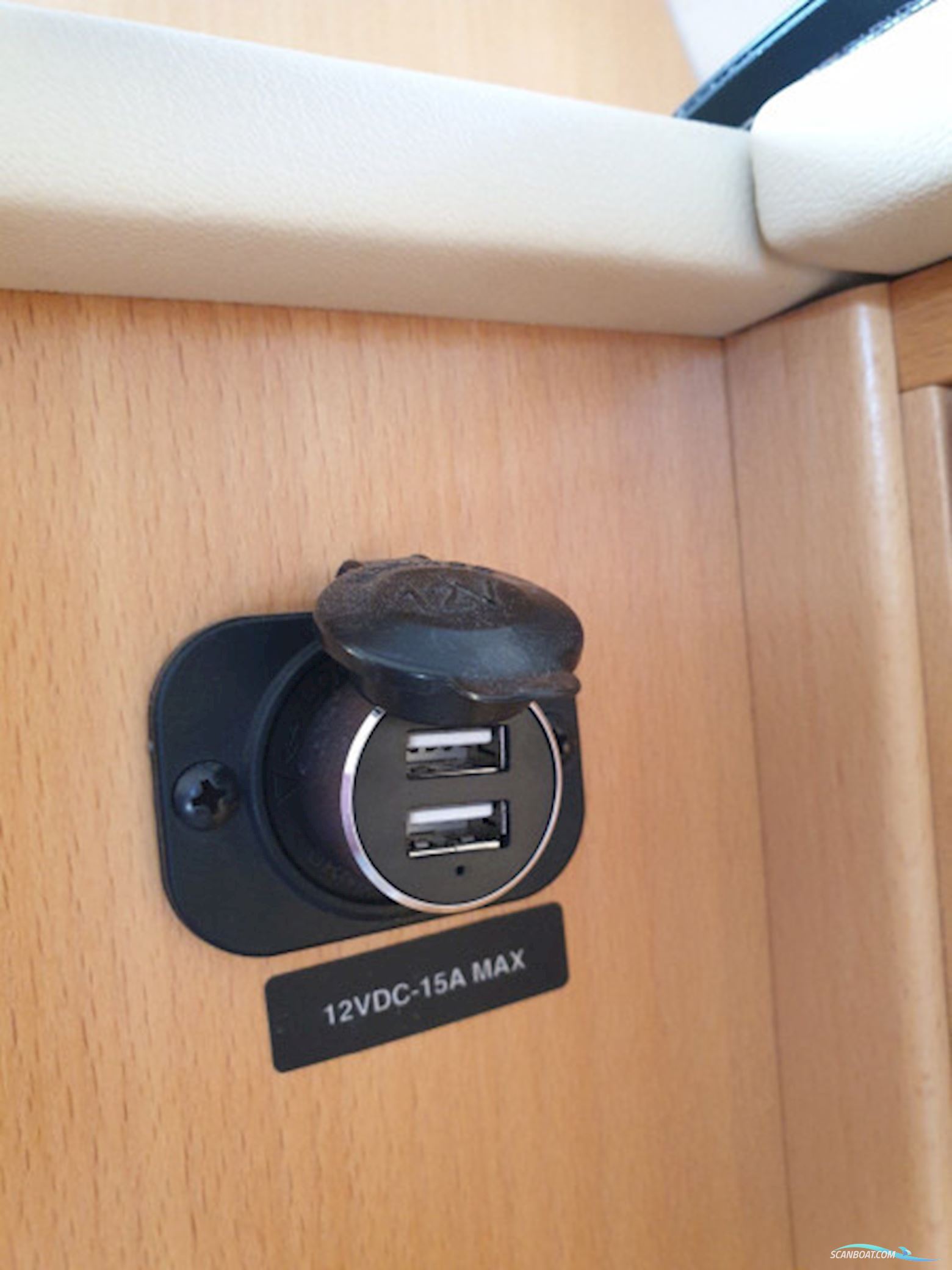 Sea Ray 255 Sundancer