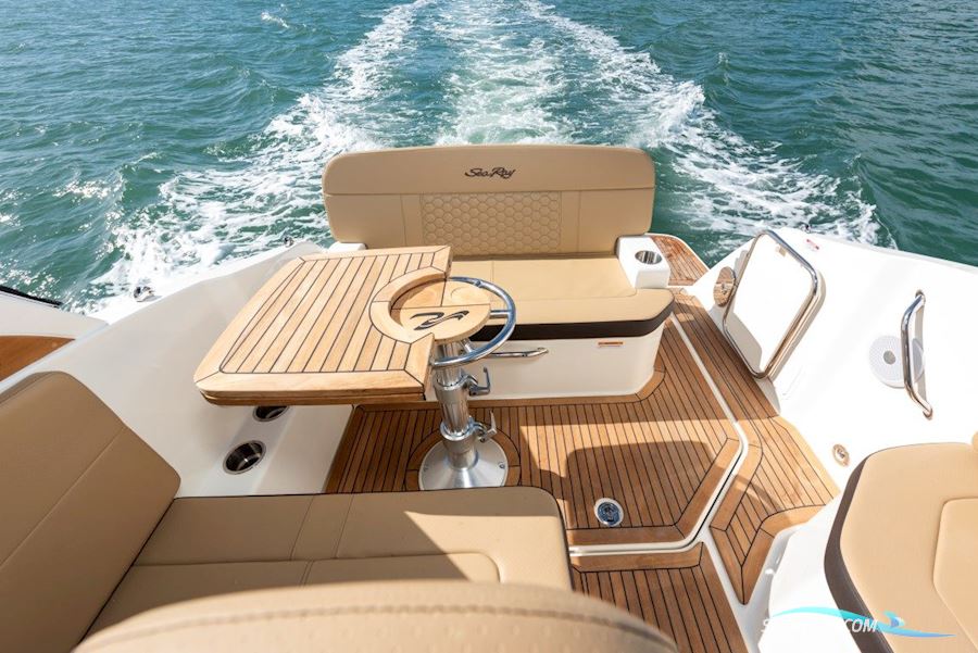 Sea Ray 265 Sundancer