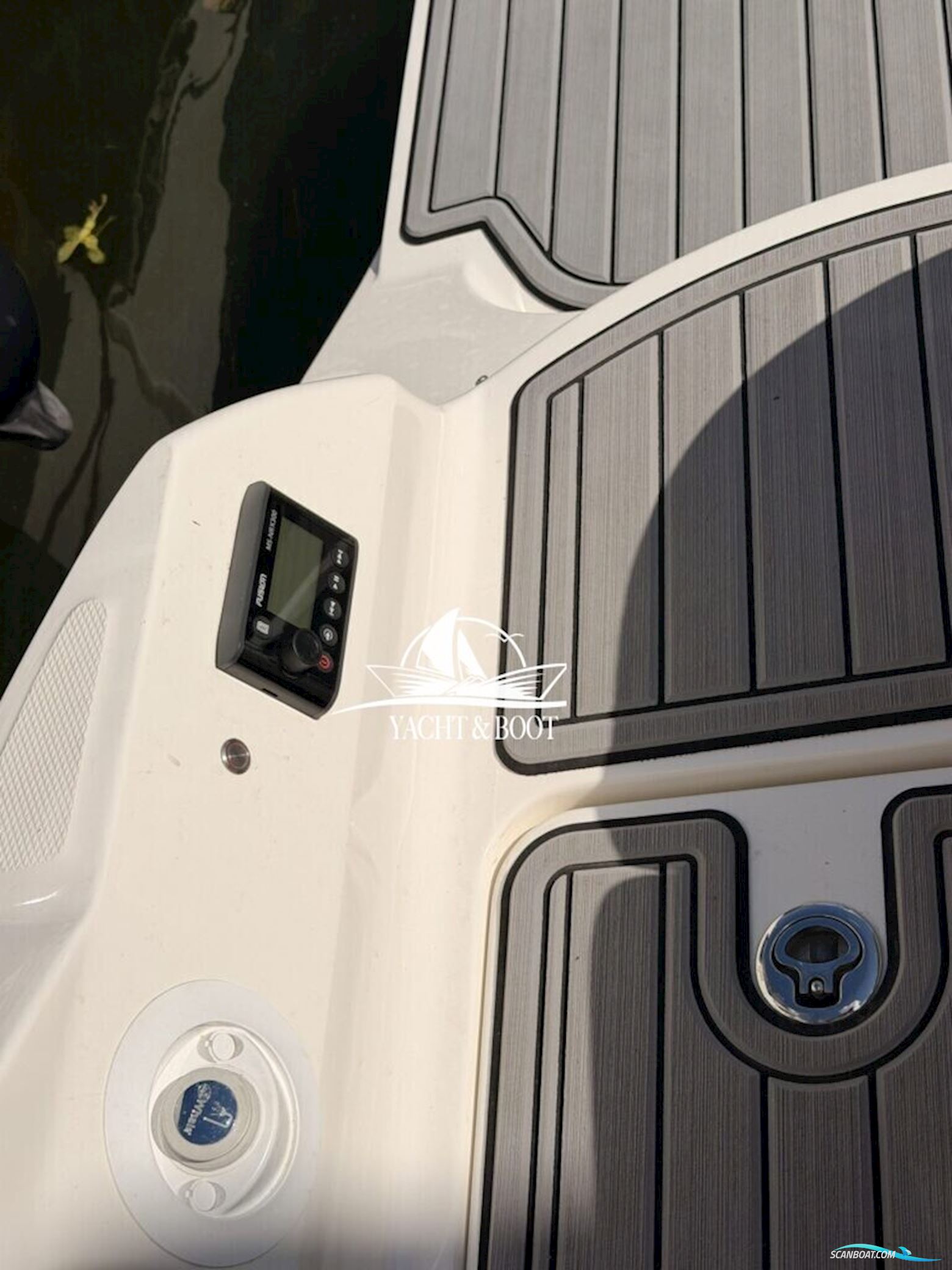 Sea Ray 270 SDX