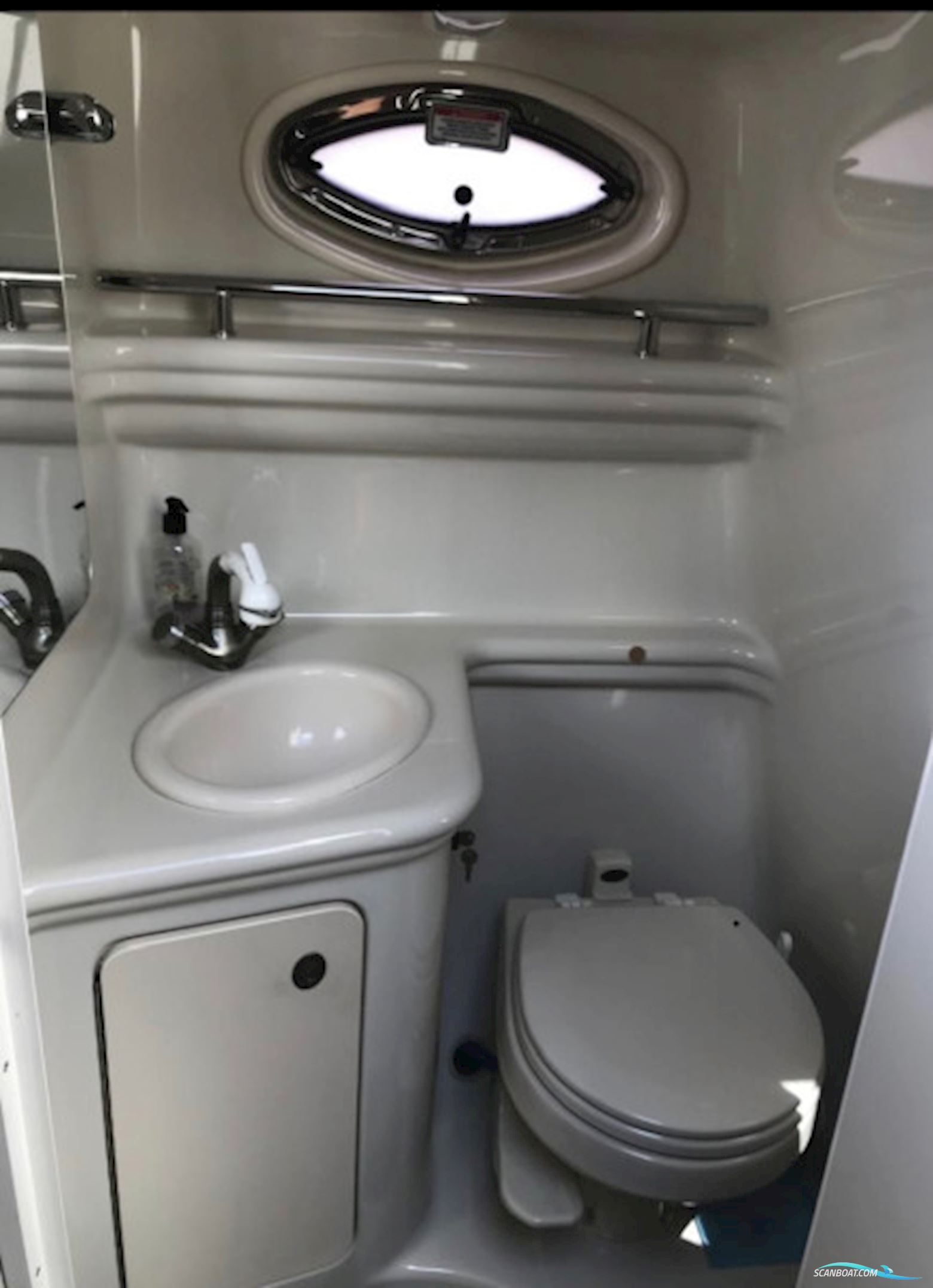 Sea Ray 275 Sundancer