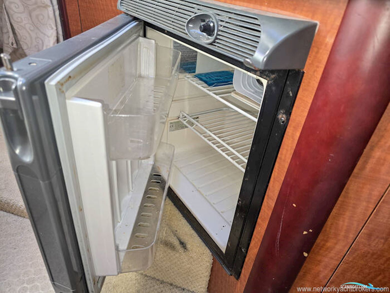 Sea Ray 275 Sundancer