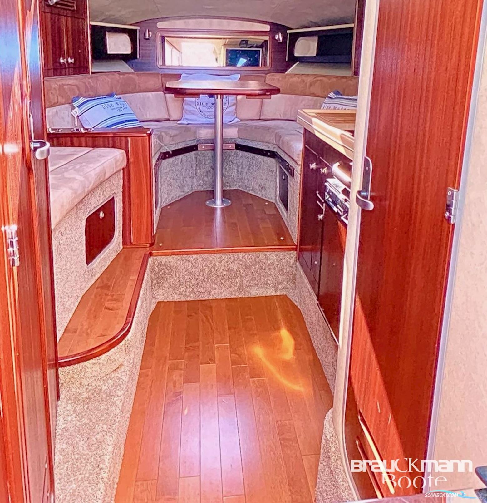 Sea Ray 305 Sundancer